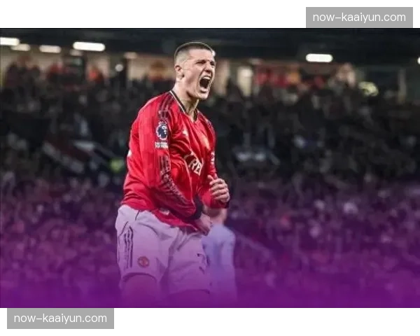 卡里克曼联防守改造 四月场均被射门次数减少至9.2次